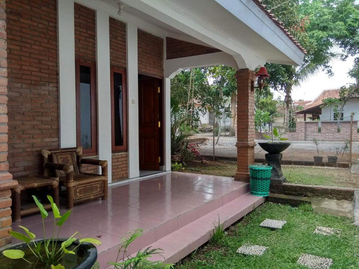 Kumojoyo Homestay Borobudur Magelang Bagian luar foto